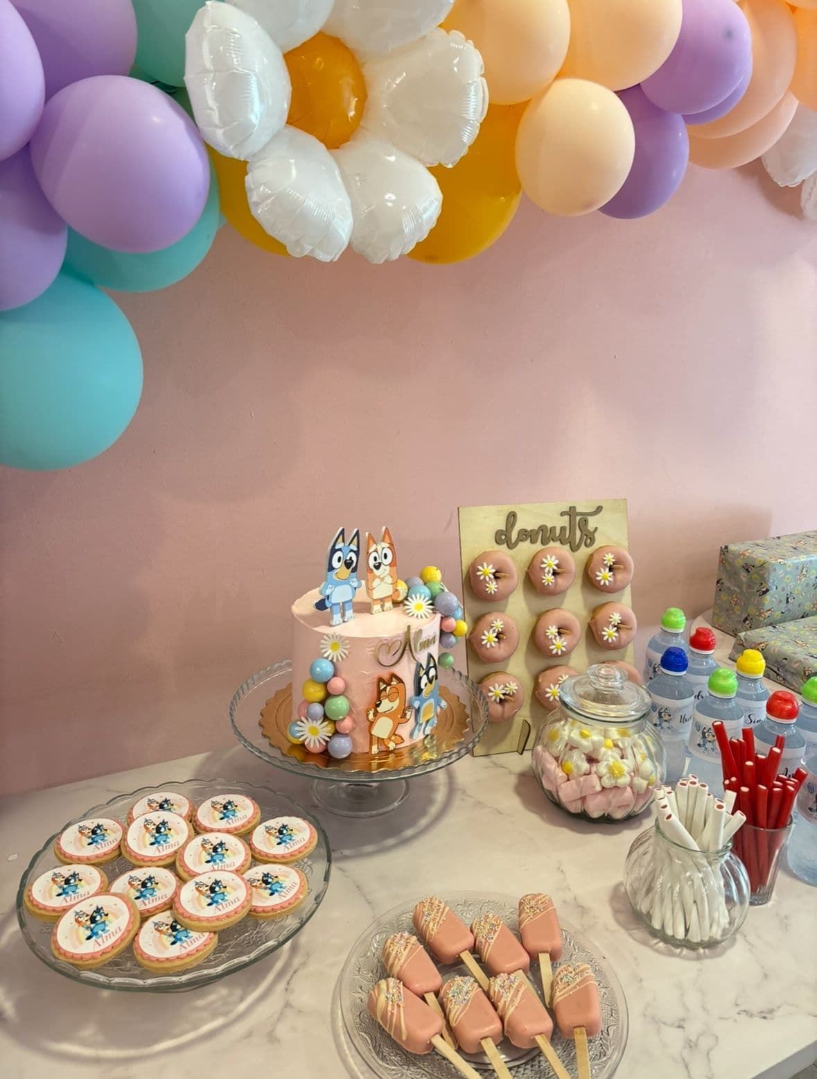 Mesa dulce personalizada Bluey - Imagen 1