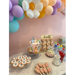 Mesa dulce personalizada Bluey - Imagen 1