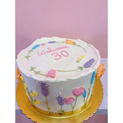 Tarta personalizada flores cumpleaños - Imagen 1