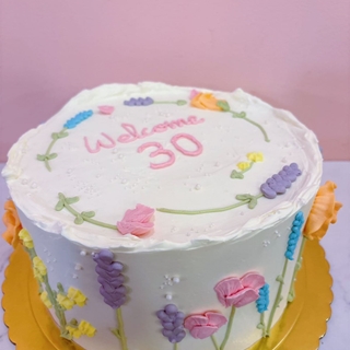Tarta personalizada flores cumpleaños - Imagen 1
