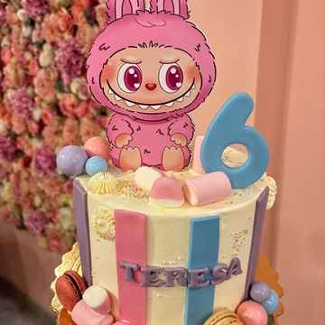 Tarta personalizada Labubu - Imagen 1