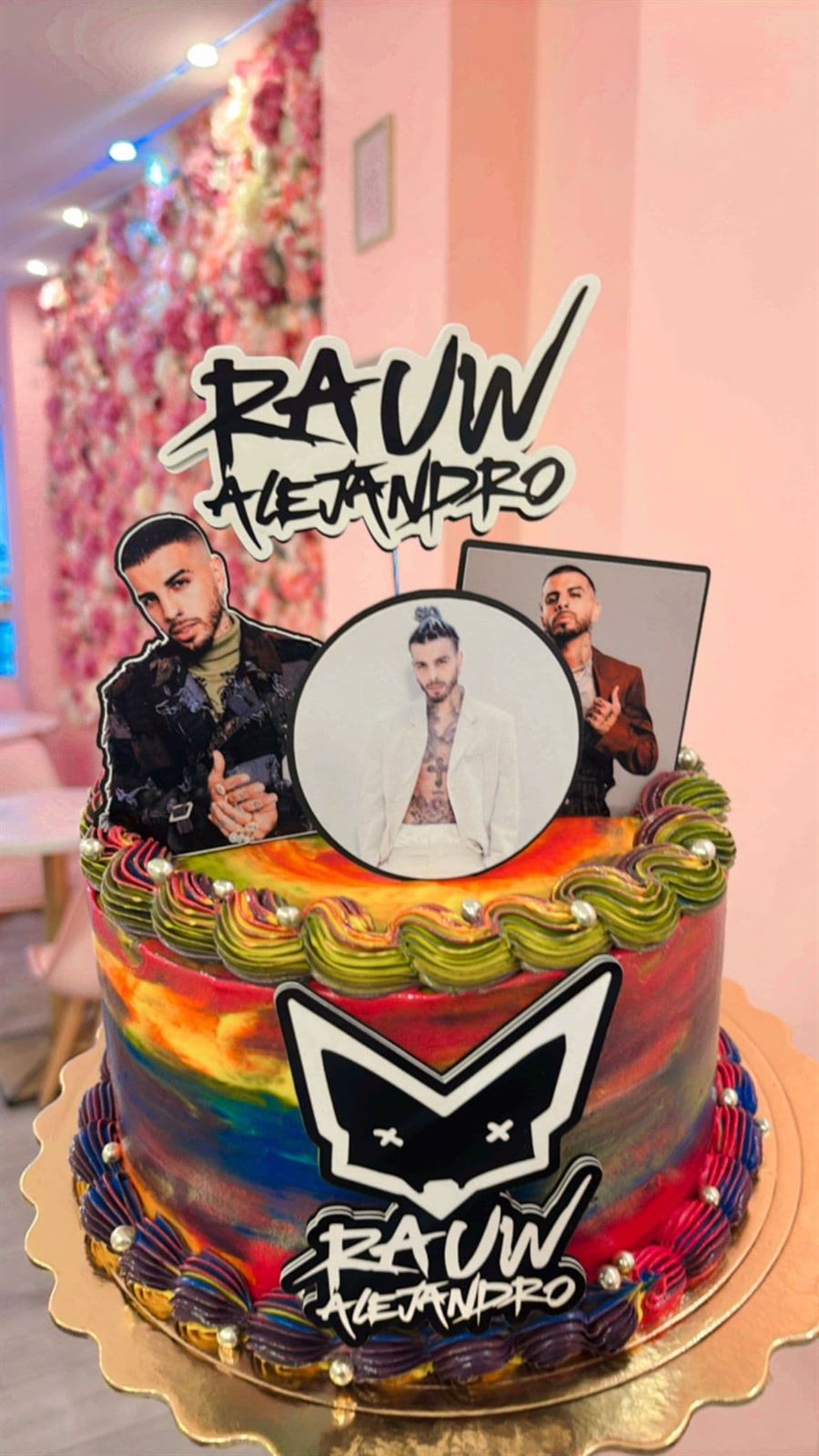 Tarta personalizada Raw Alejandro - Imagen 1